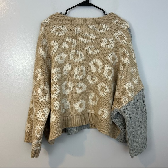 POL Leapard Print/Color Block Cable Knit Deep V-neck Oversized Sweater Size M - Picture 10 of 13
